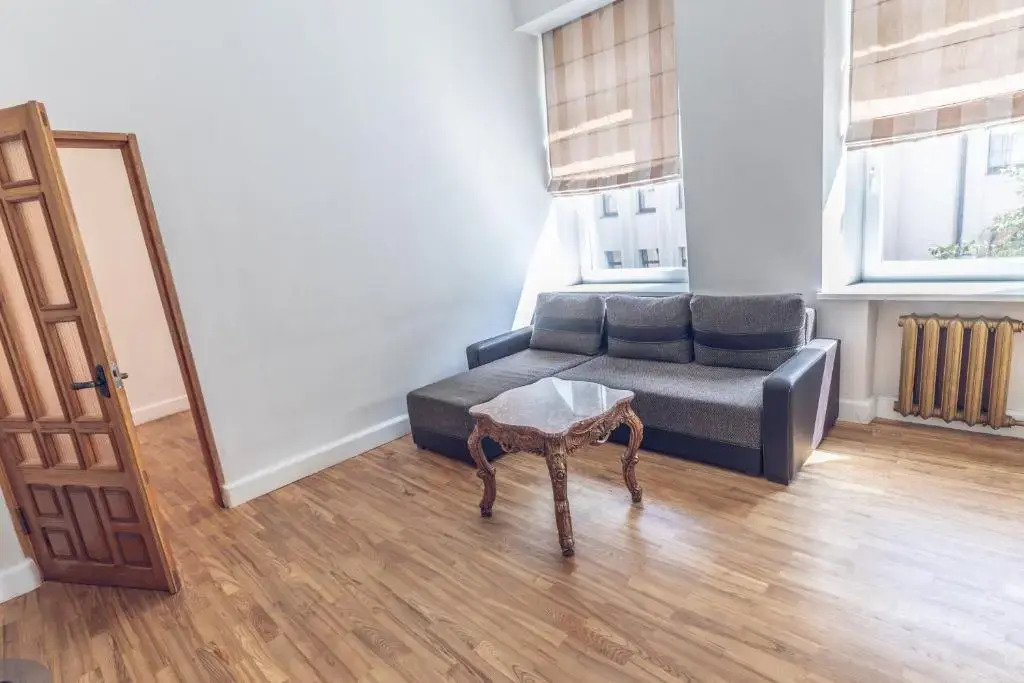 Modern 2-room flat in the city center