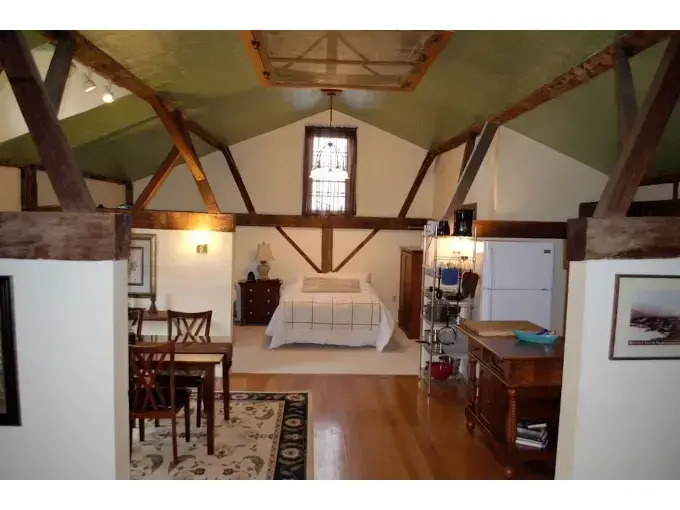The Laurentide Inn
