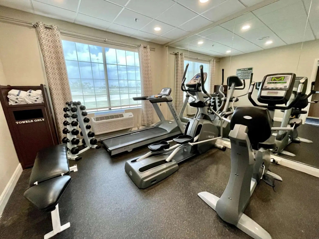 Best Western Plus Executive Hotel & Suites