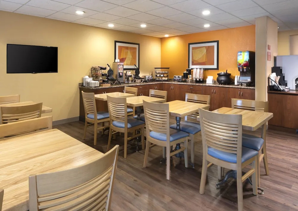 The Brook at Turning Stone Resort Casino