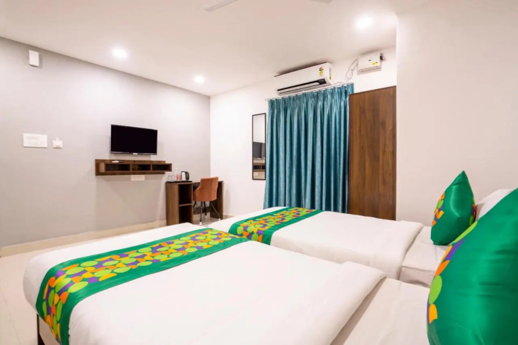 Treebo De Alphabet Gachibowli