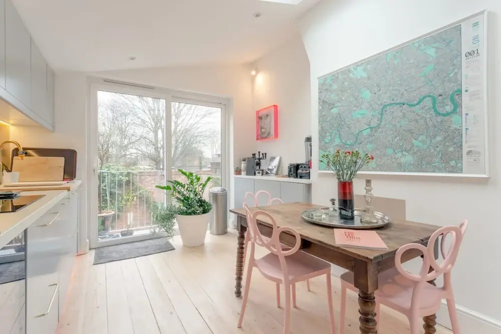 Stylish 2 Bedroom Apartment in London