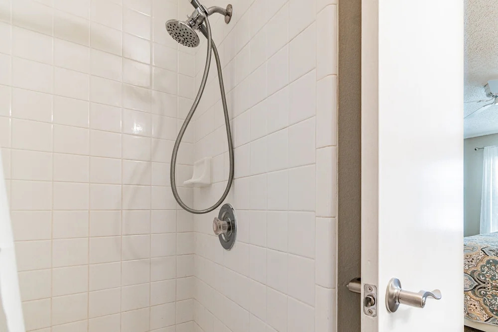 Near Theme Parks! In-Ground 3 BR Pool Home, Sleeps 7, Total Privacy!