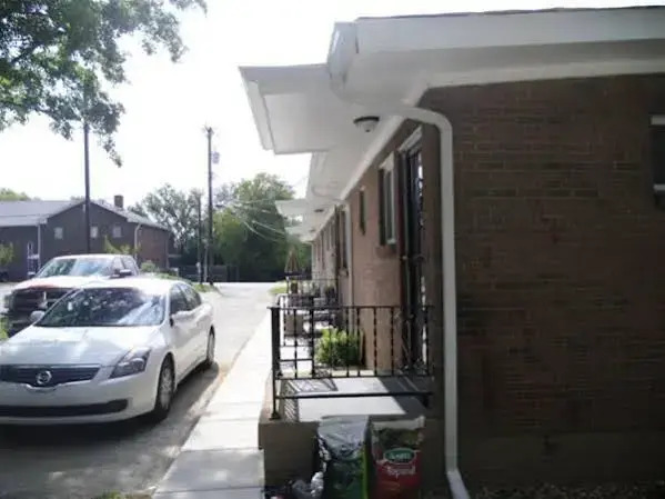 Batavia Suites