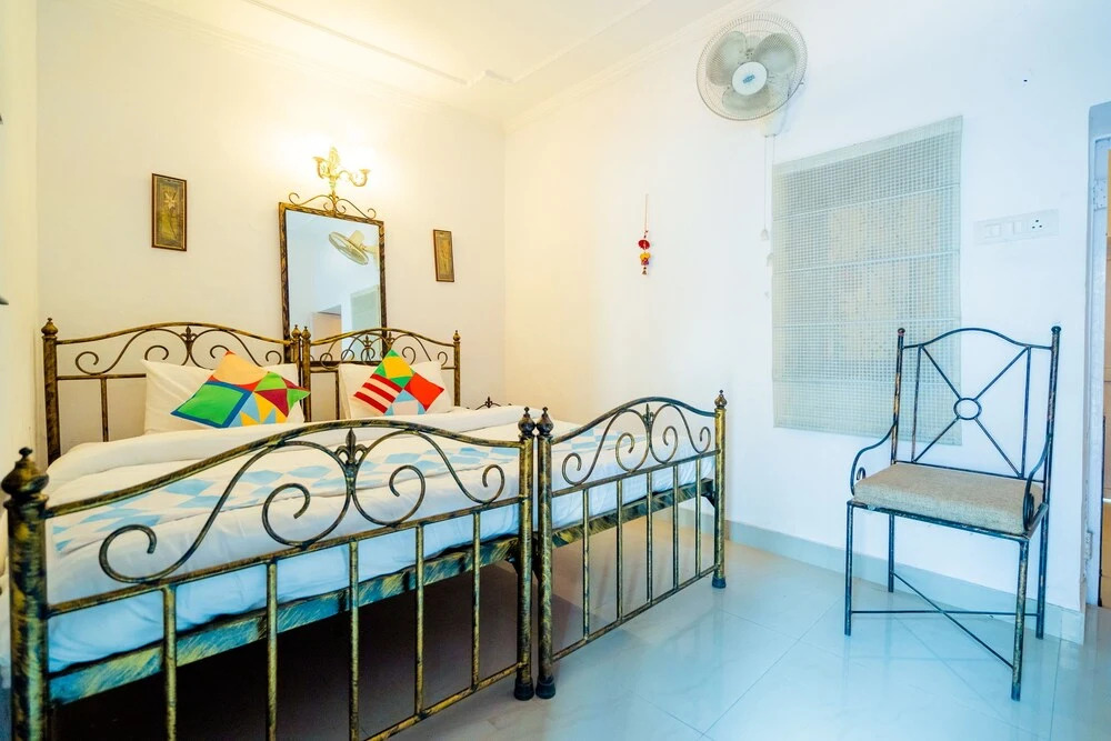 OYO 13752 Vintage Villa Near Shikhar Fall