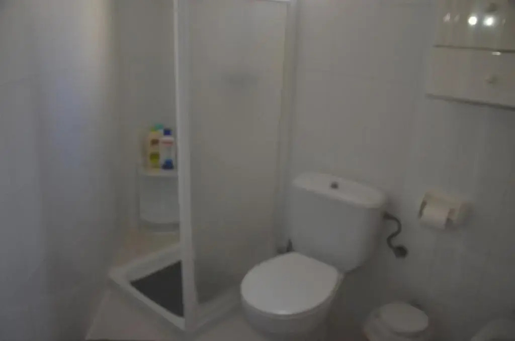 Independent whole 1st floor 1room 1balcony and views 1bathroom