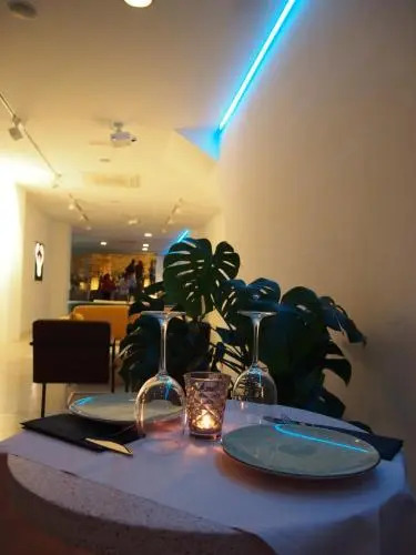 Fragile Boutique Hotel