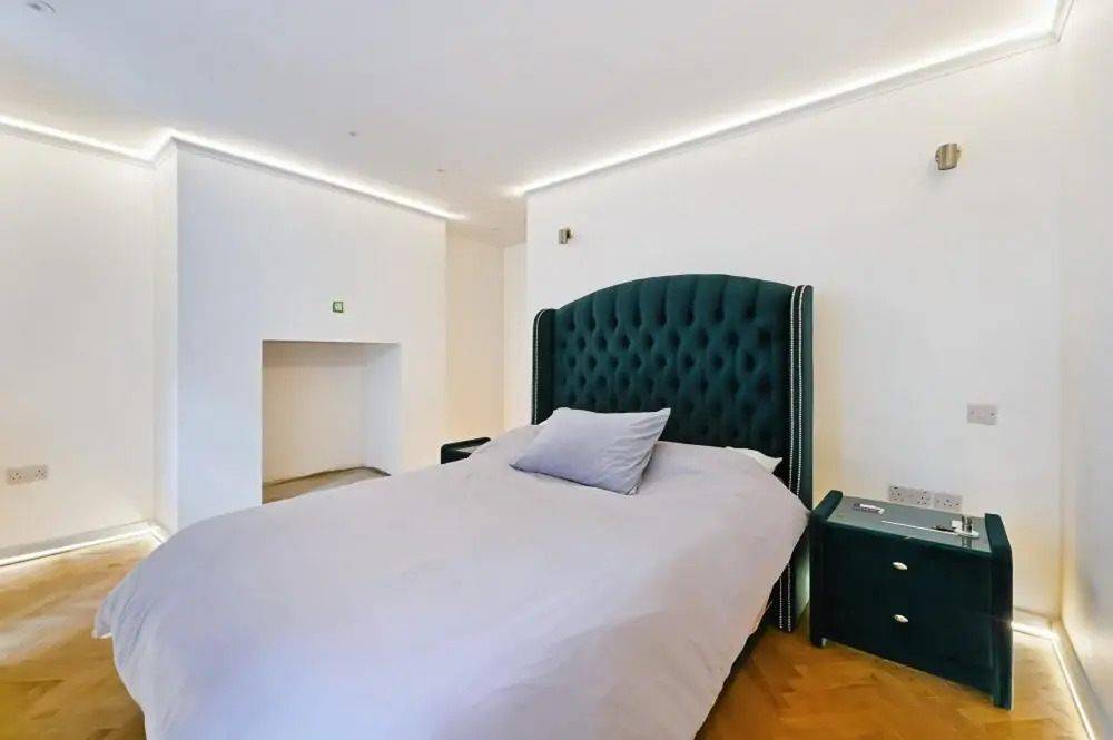 City Chic London Apartment With 2 Bedrooms