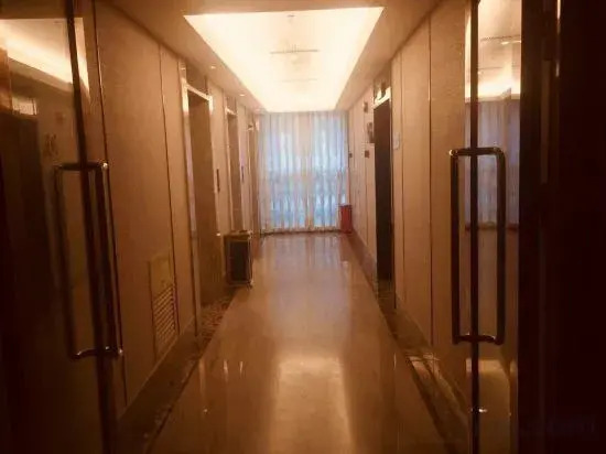 Xingcheng Hotel (Heyuan Railway Station Branch)