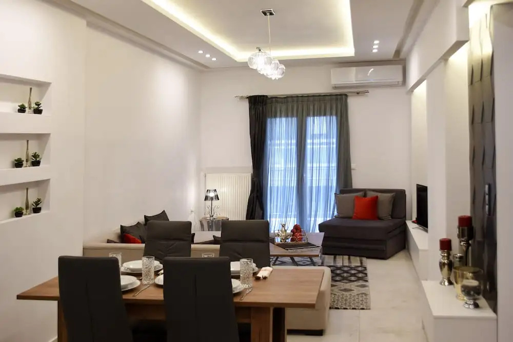 Narcissus Luxury Apt Must