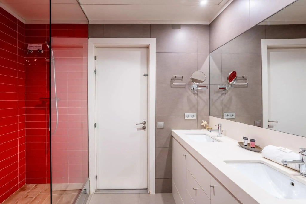 Classy 3bed 3bath apartment in Eixample