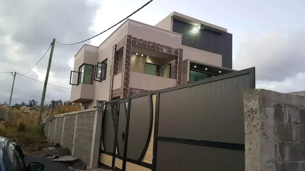 House With 4 Bedrooms in Plaine Magnien, With Wonderful sea View, Encl