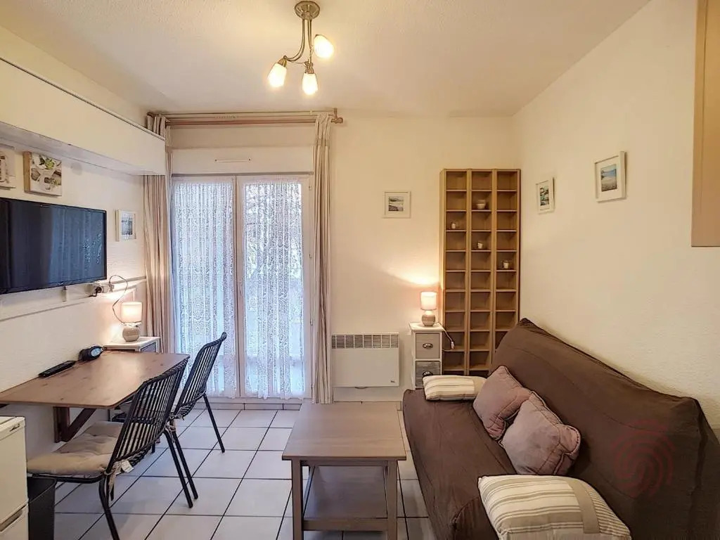 Appartement Lamalou-les-Bains, 1 pièce, 2 personnes - FR-1-451-125