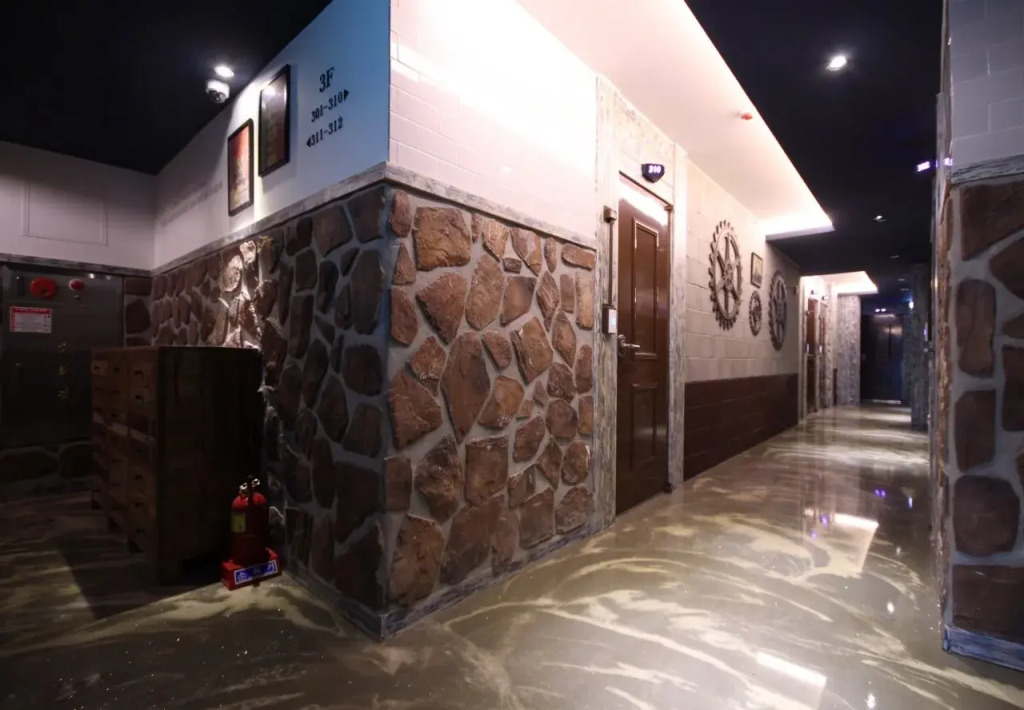 Gallery Hotel