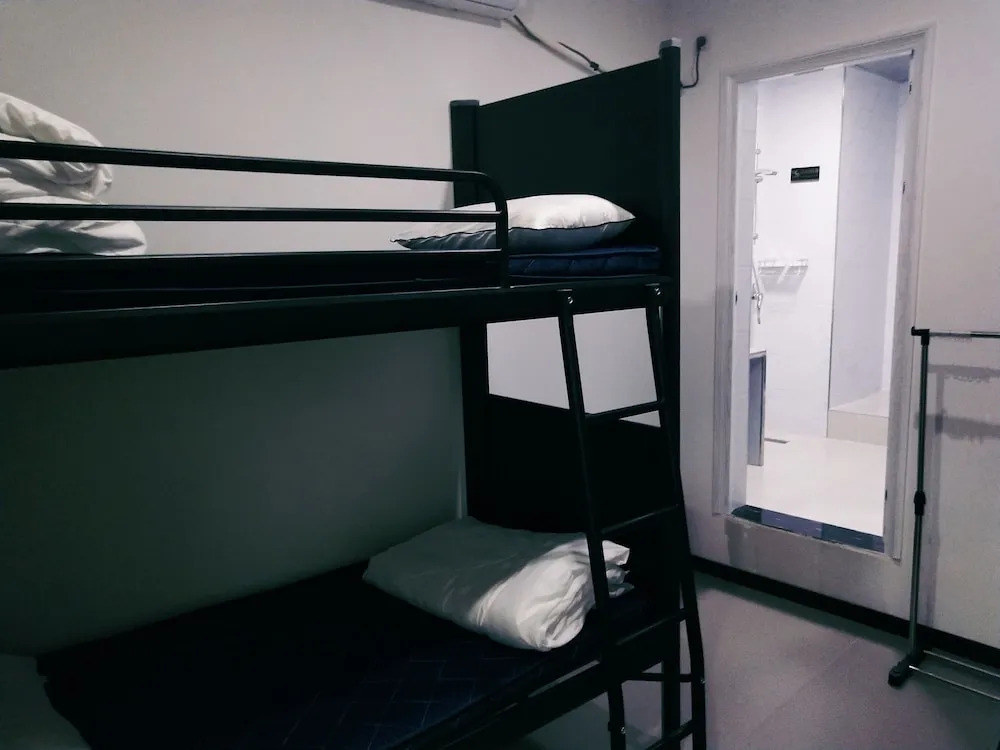 Wu Kong Youth Hostel Yuzhong store