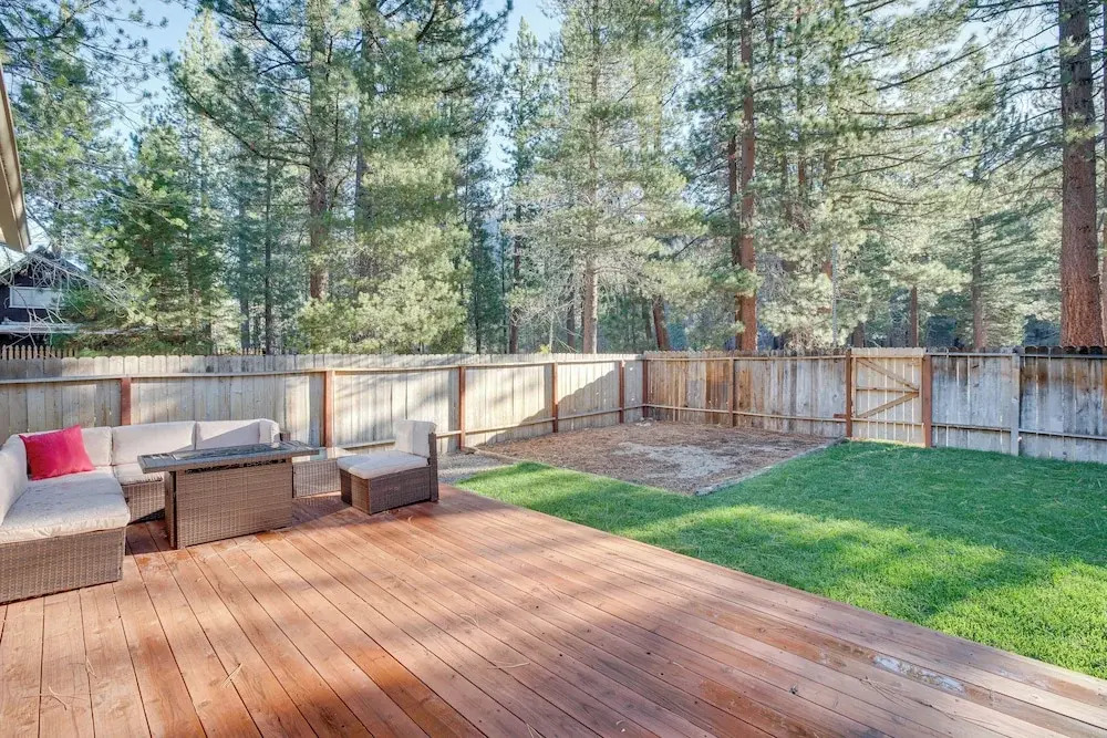 Ski & Board in South Lake Tahoe! Updated Home