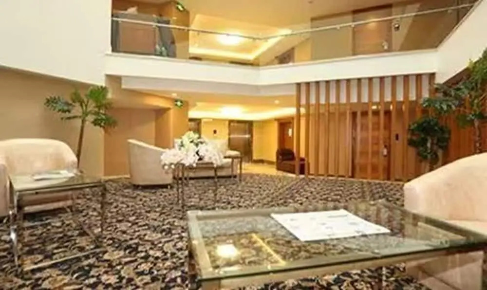 Fabhotel Prime Le Palace