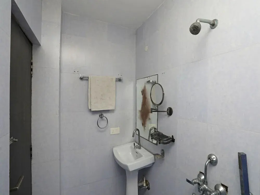 Hotol O River Bay Resort