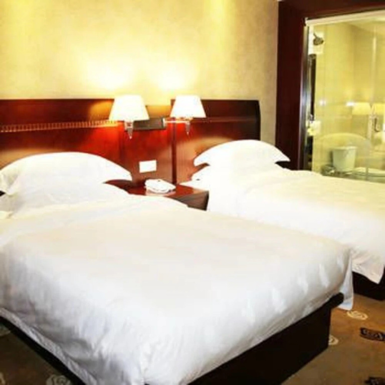 Yinzuo Hotel