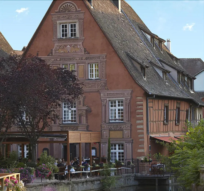 BORD EAU Guest House
