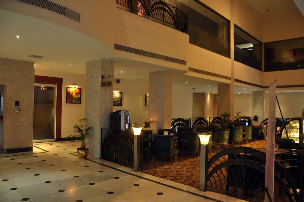 Indismart Hotel