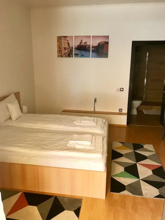 Cristis Rooms - Pensiune