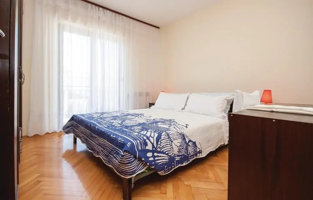 Awesome Home in Brodarica With Wifi and 3 Bedrooms
