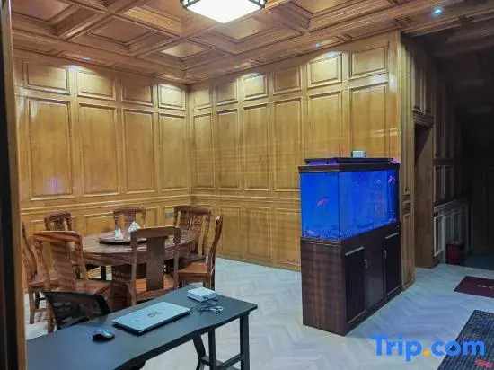 Yichuan Fengjing Homestay