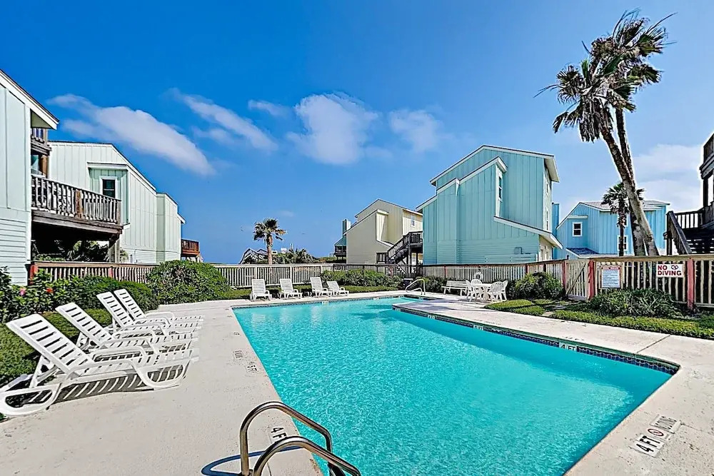 Ocean & Pool in Your Yard in Port A by RedAwning