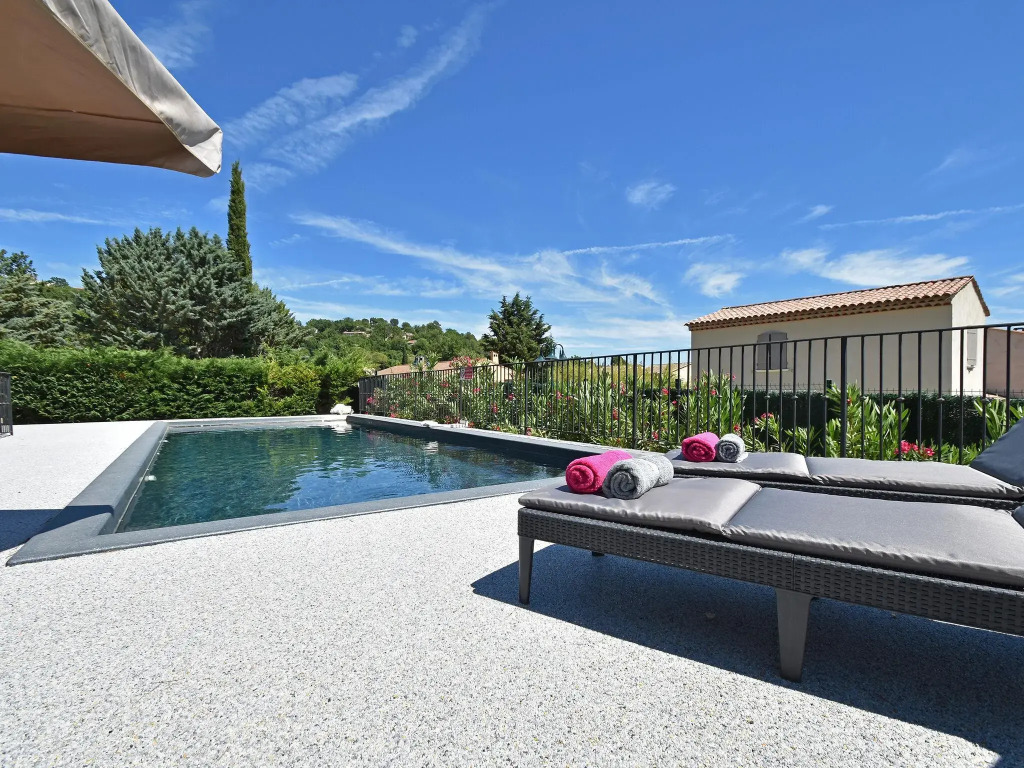 Villa in Callian With Heated Pool and Terrace