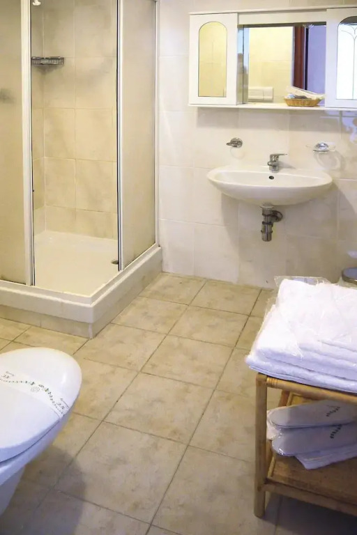 Apartment in Palau Near Surfing Paradise