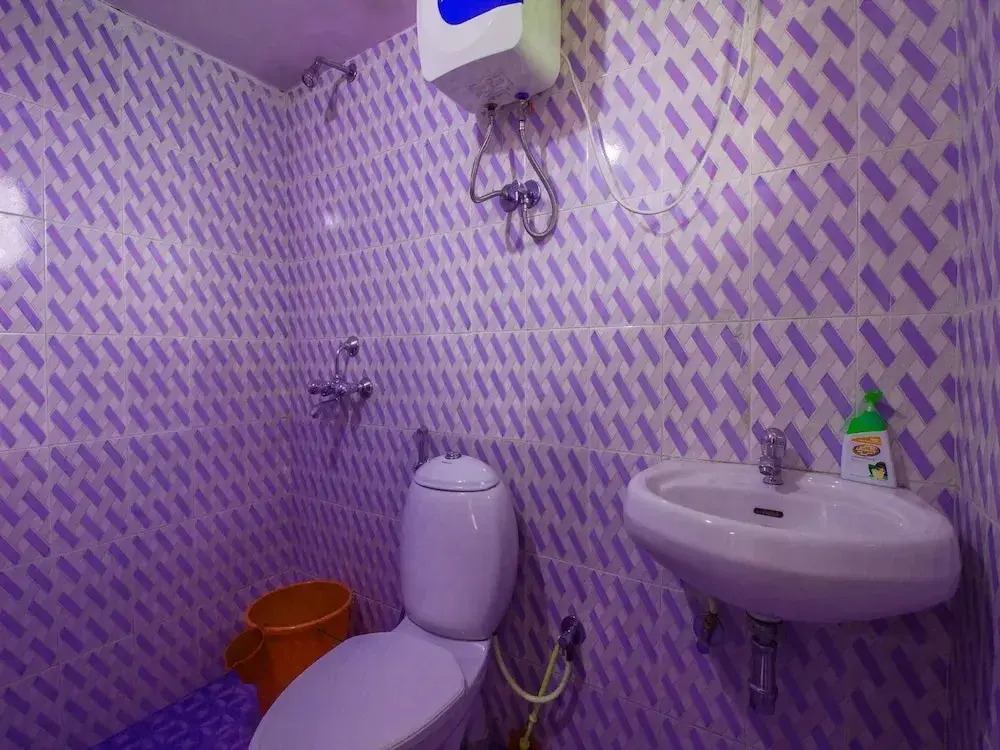 Gracia's Laz Guesthouse by OYO Rooms