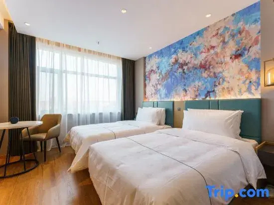 Magnotel Hotel (Jinzhou Linghai Jiuhuashan Park)