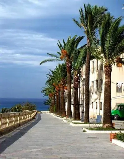 House Paradise