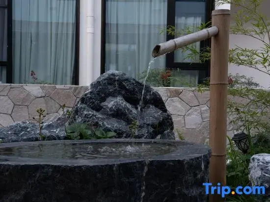 Jiuhuashan Zhiguan Mountain House Homestay (Roushen Baodian Branch)
