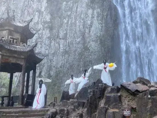 Yunman Ruijin Resort Hotel