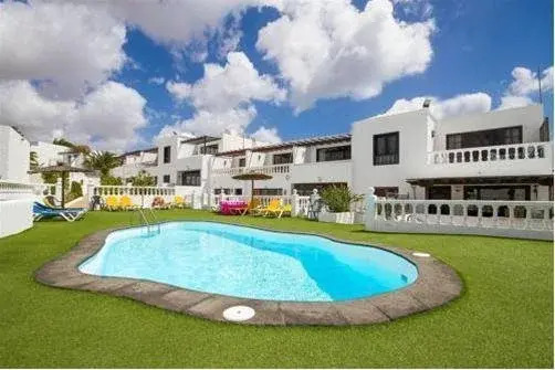 Columbus Apartments