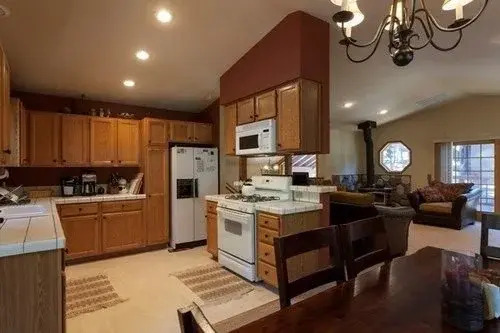 Kings Court Vacation Rental By Redawning
