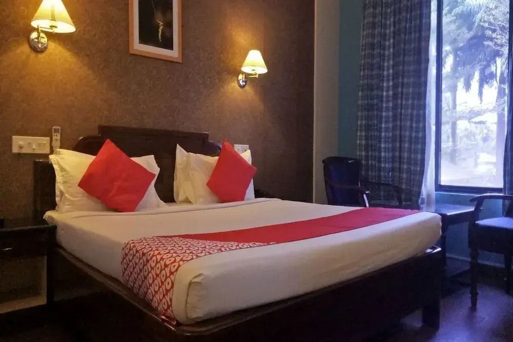 Oyo 22875 Deliza Residency