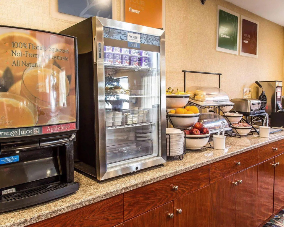 Avion Inn Near LGA Airport, an Ascend Collection Hotel