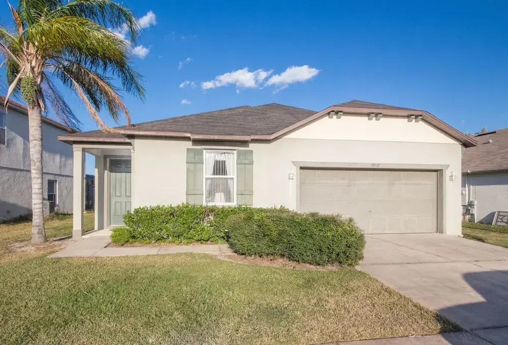 Sunrise Lakes 16907