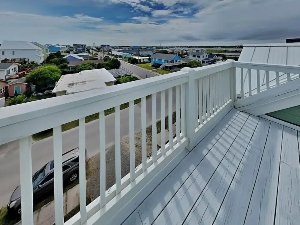 Shore Sounds Fun by Topsail Realty