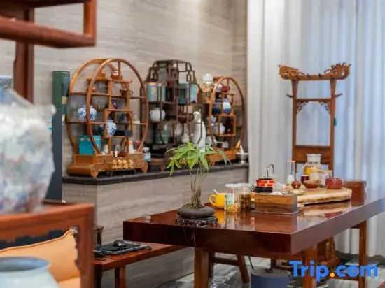 Floral Hotel·Yicui Huiyou Hotel (Hetou Old Street)
