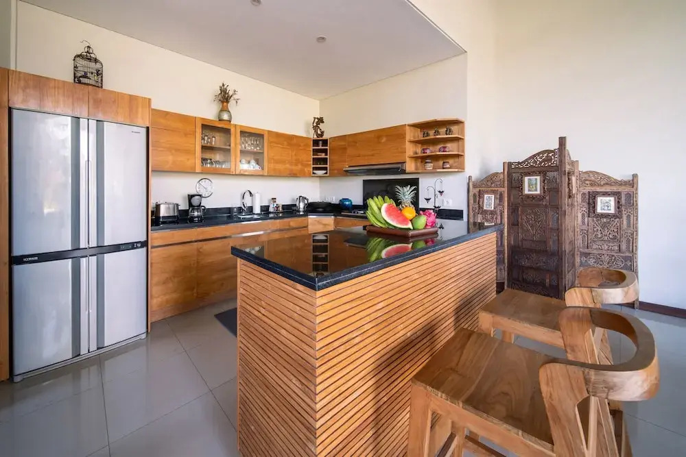 Peaceful Private Villa, 3 BR, Canggu With Staff