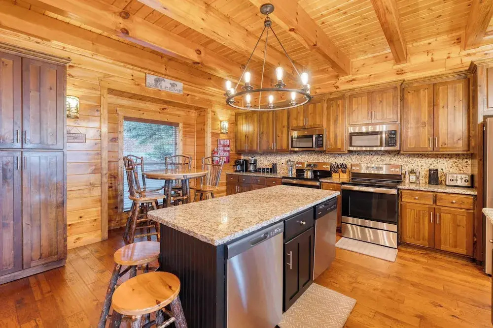 100 Guests Blackthorn Sister Smokies Homes Luxury Mountain Retreat