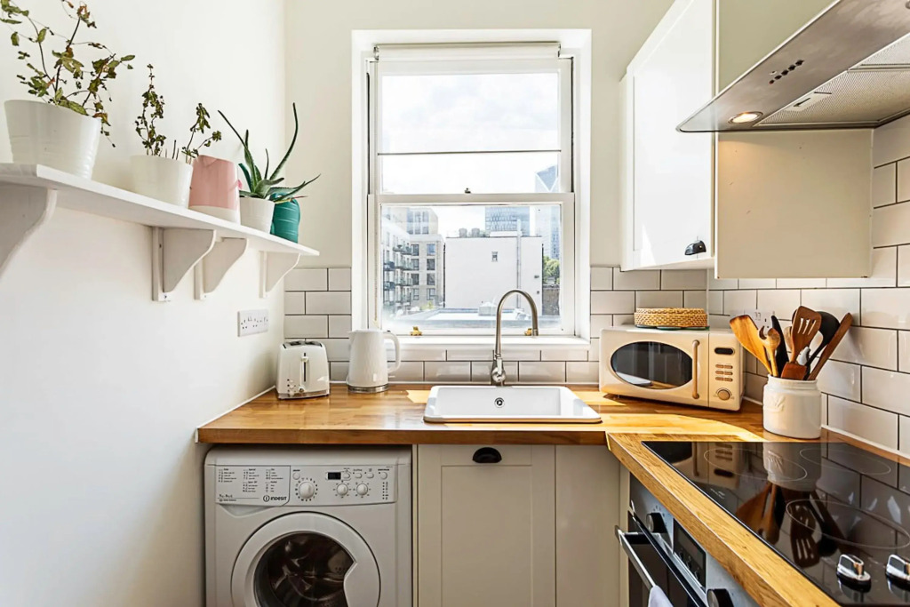 London Bridge Cosy Chic: Your Perfect 1-bed London Retreat
