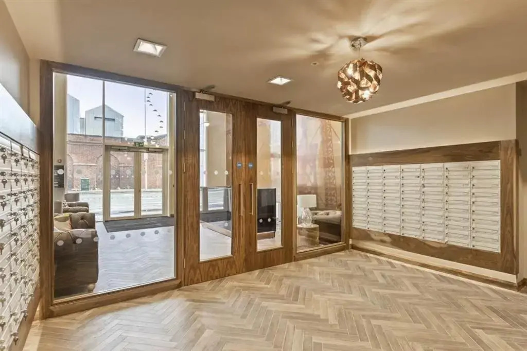 5 Star City Centre Apartment