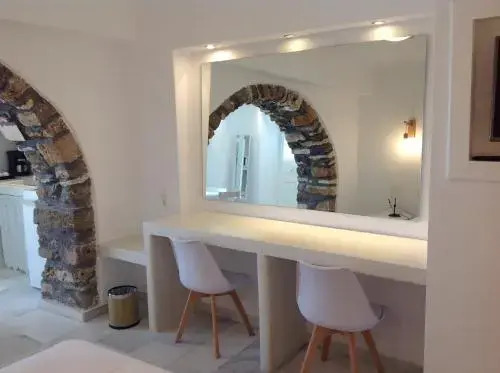 Hotel Anixis