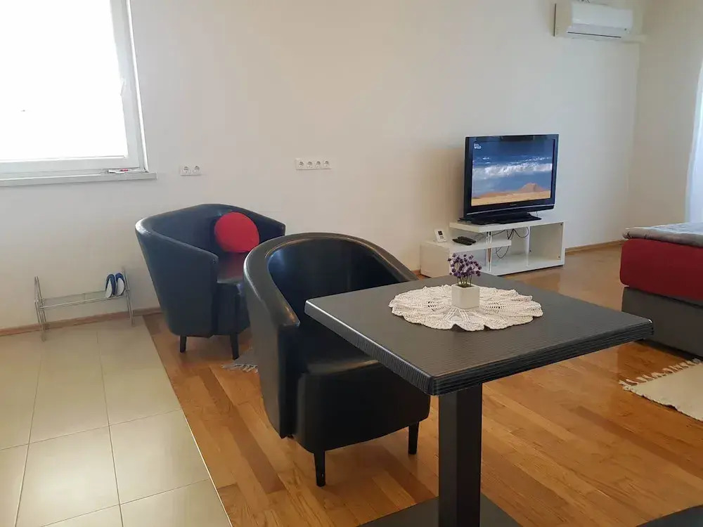 Vila Ema Apartments and Rooms