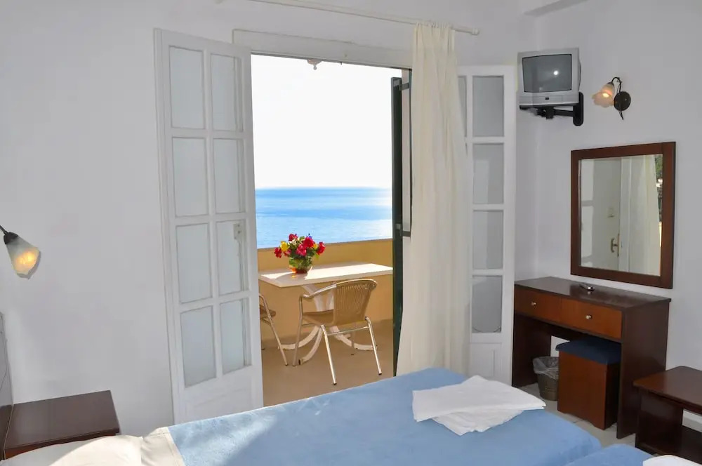 Beautiful Holiday Apartments Maria With Pool - Agios Gordios Beach, Corfu